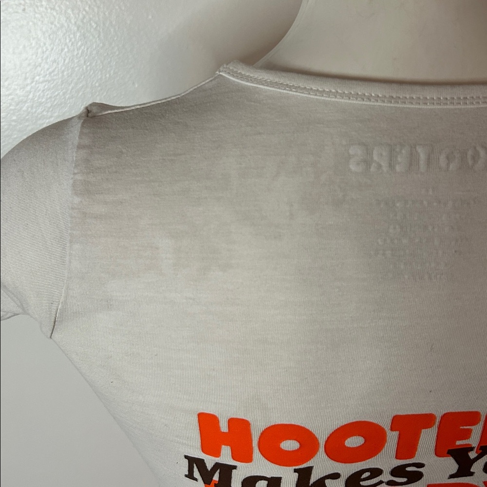 Hooters Uniform - image 7